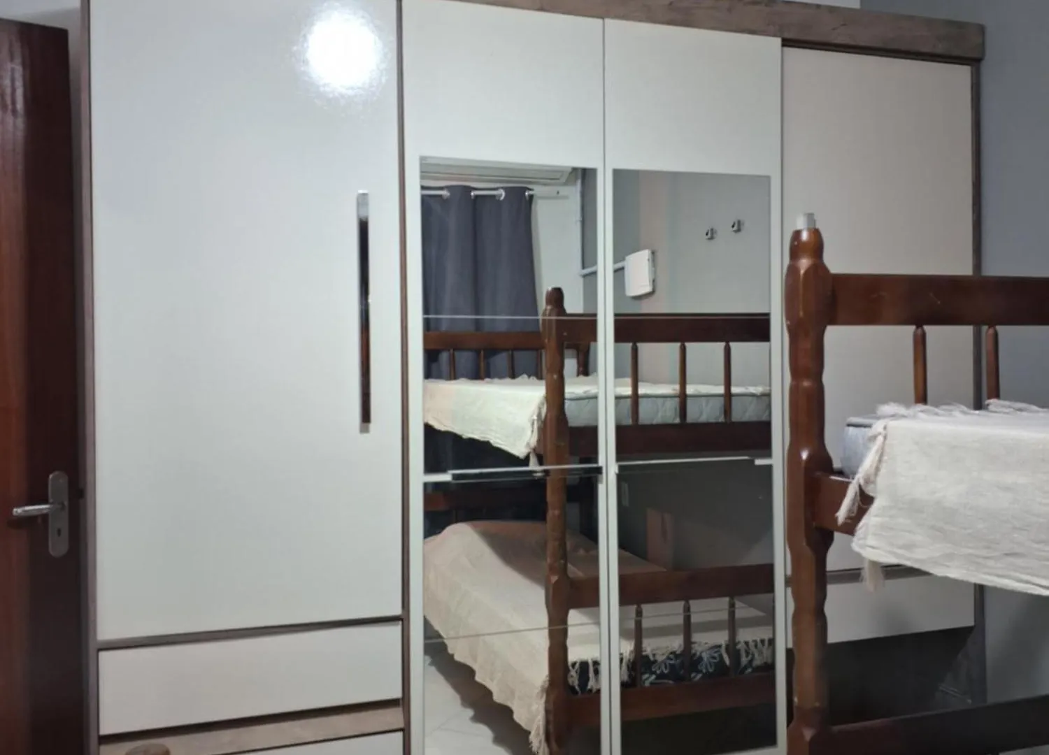 邦比尼亚斯Residencial Zimbros 1别墅 0*, 邦比尼亚斯 巴西